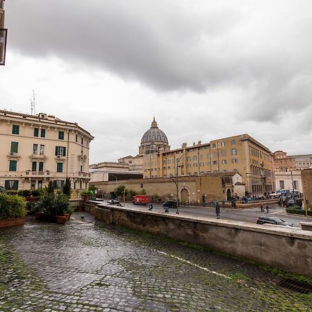 All'Ombra Del Cupolone Hotel Rome Exterior photo