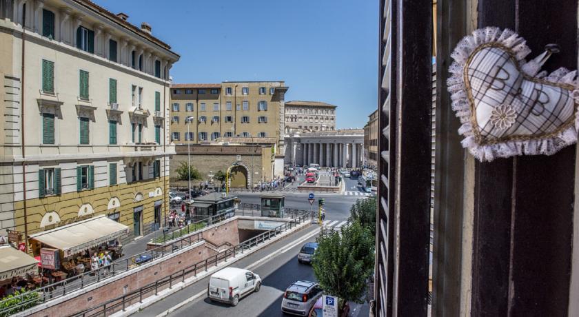 All'Ombra Del Cupolone Hotel Rome Exterior photo