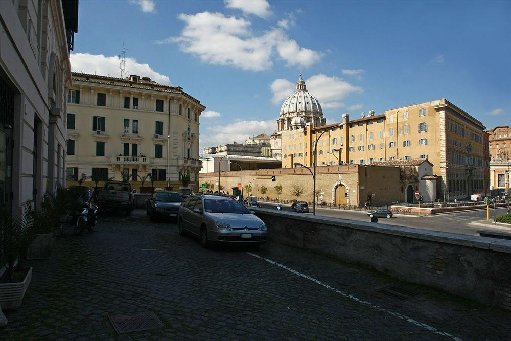 All'Ombra Del Cupolone Hotel Rome Exterior photo